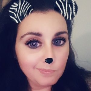 Meet your Posher, Kara